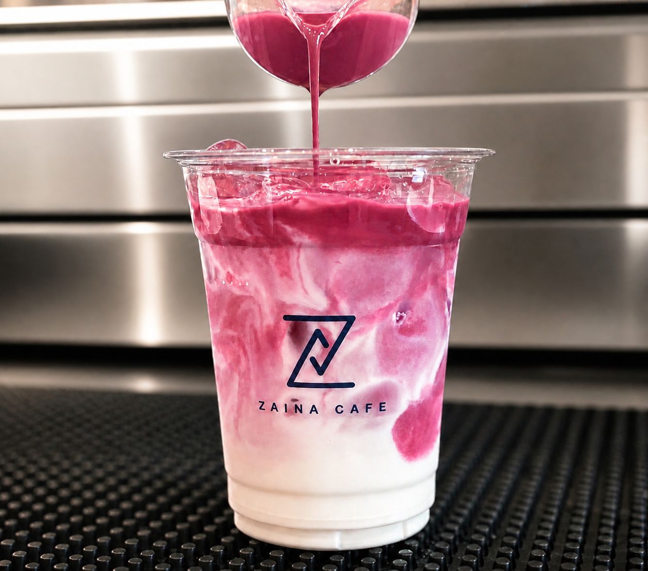 Zaina Café berry drink